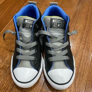 Converse shoes size 2